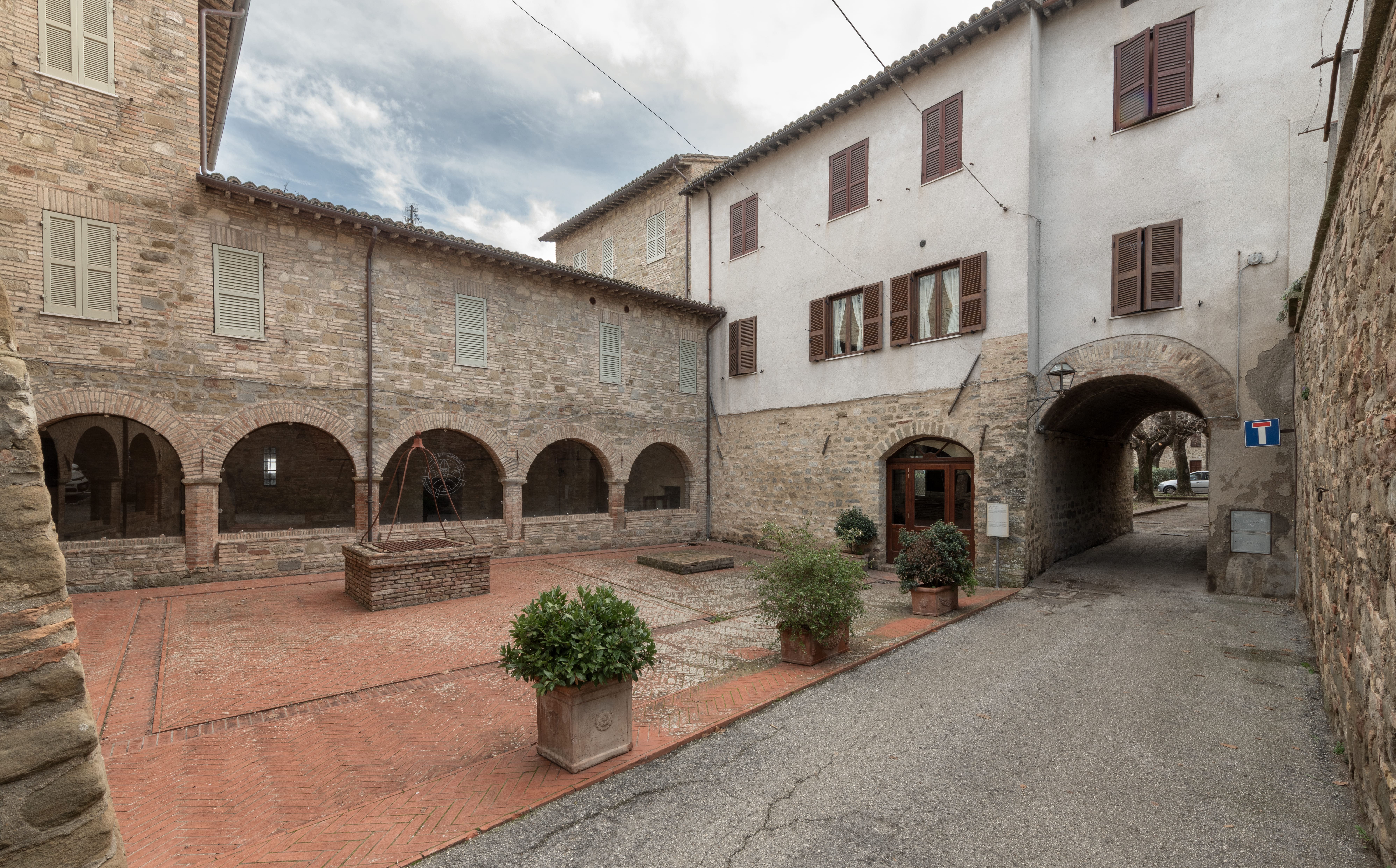 Proteggere il patrimonio. Rinnovare, resistere, reinventare:  il Convento di San Crispolto